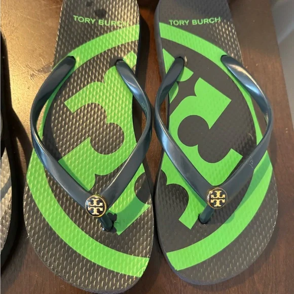 Tory Burch Flip Flops Set lot size 6 - Black navy blue Green platform & flat - Picture 5 of 11